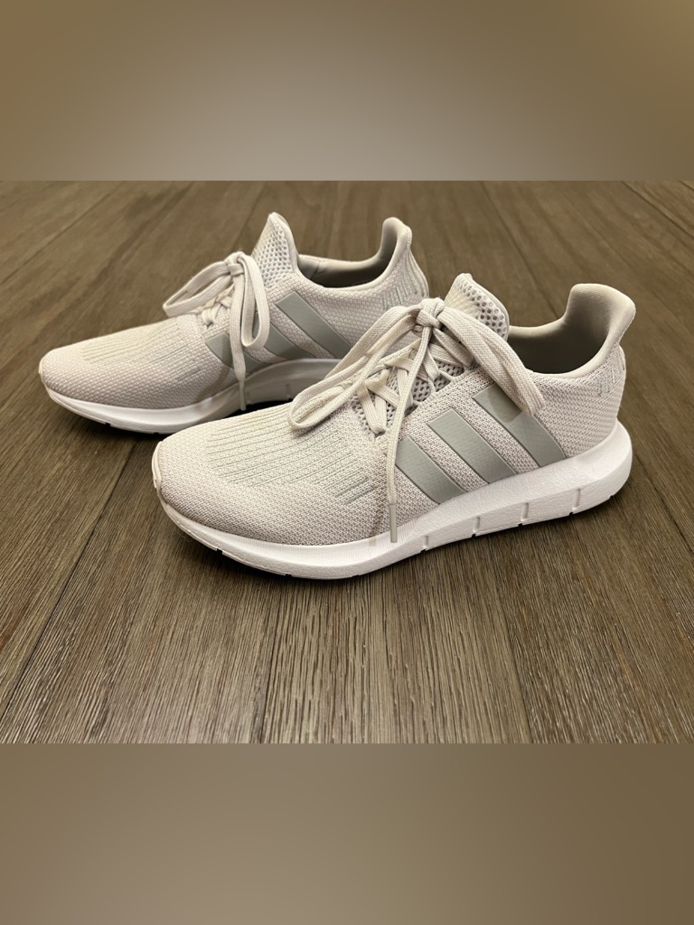 Adidas Swift Run 1.0